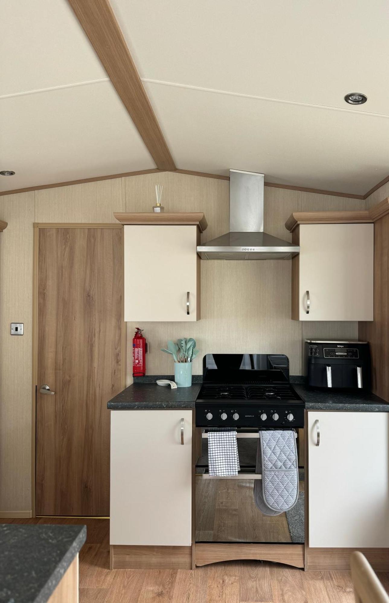 Hot Tub Retreat At Tattershall Lakes 외부 사진