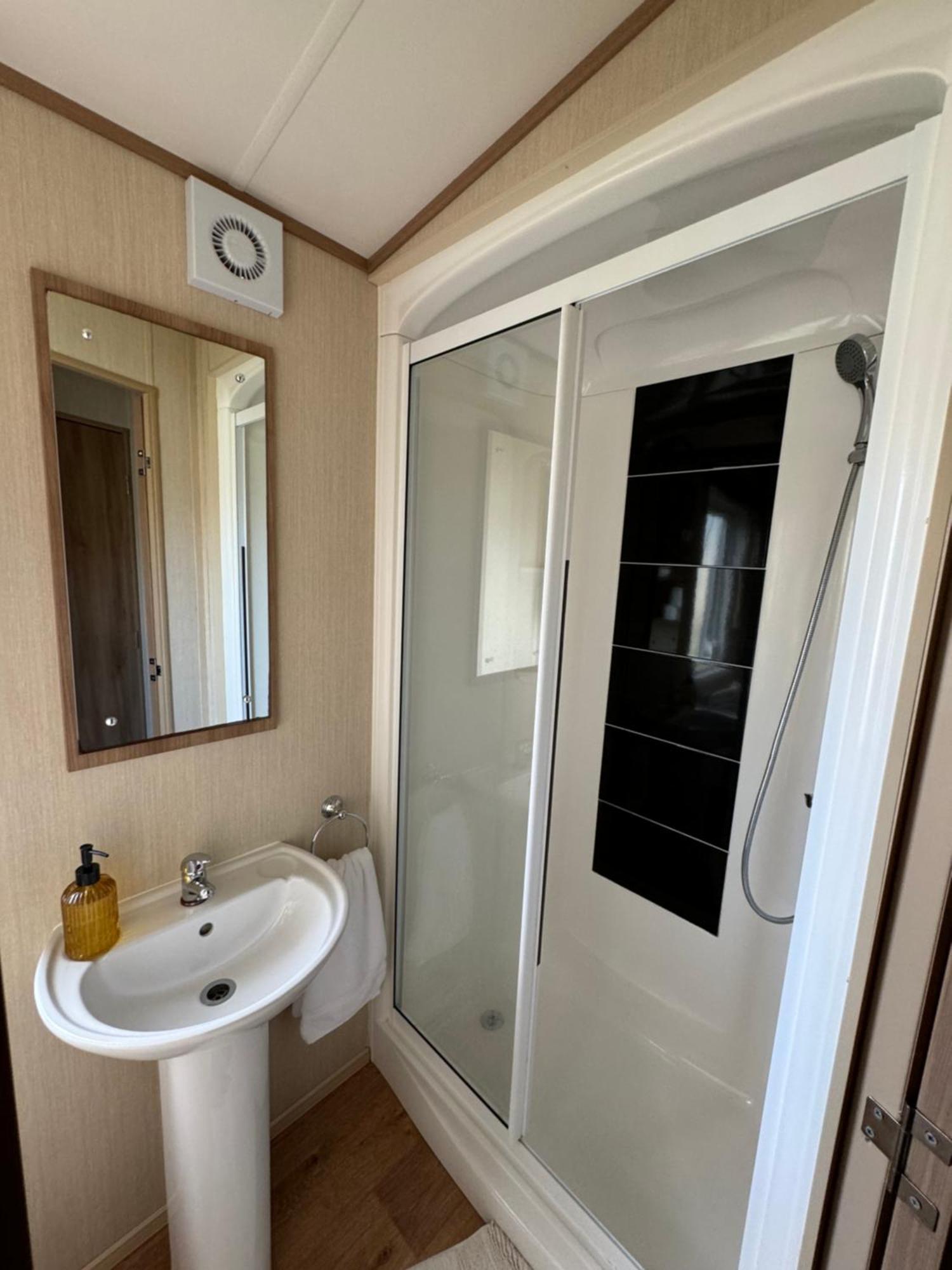 Hot Tub Retreat At Tattershall Lakes 외부 사진
