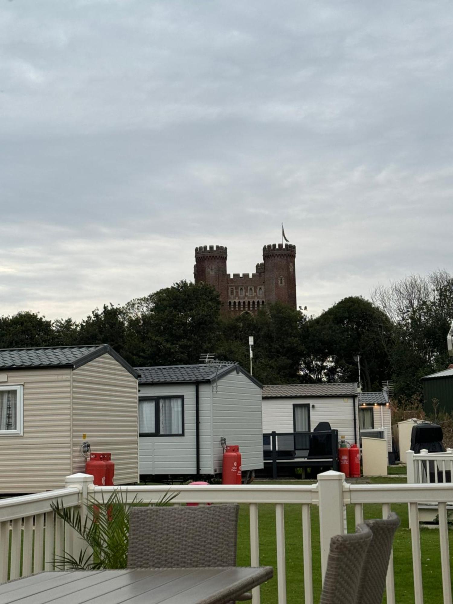 Hot Tub Retreat At Tattershall Lakes 외부 사진