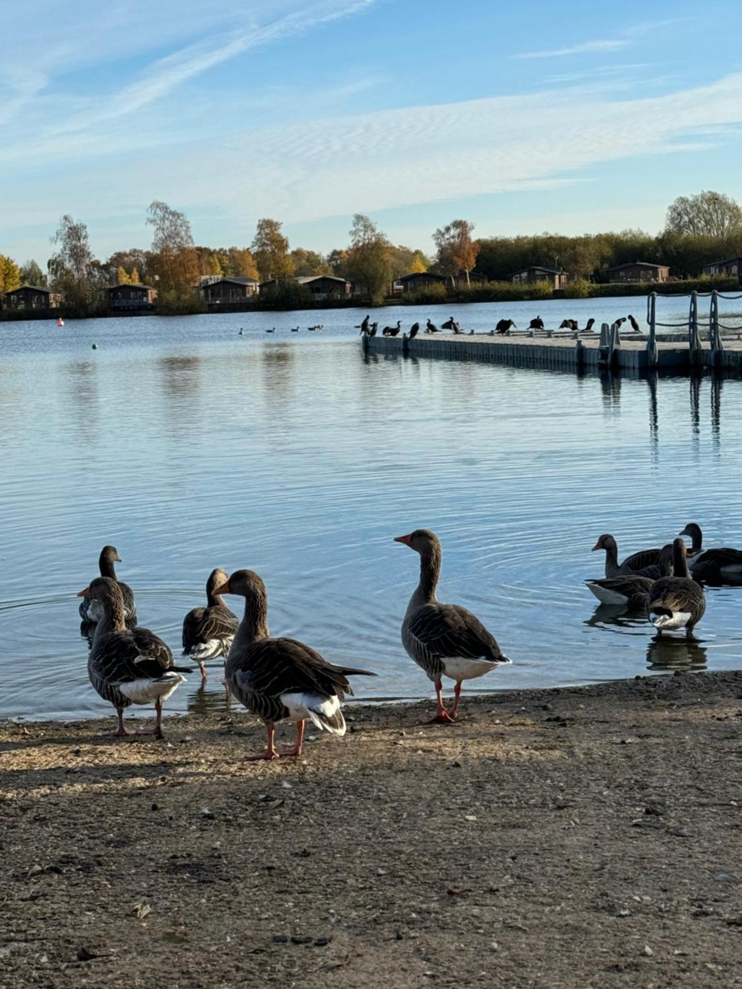 Hot Tub Retreat At Tattershall Lakes 외부 사진