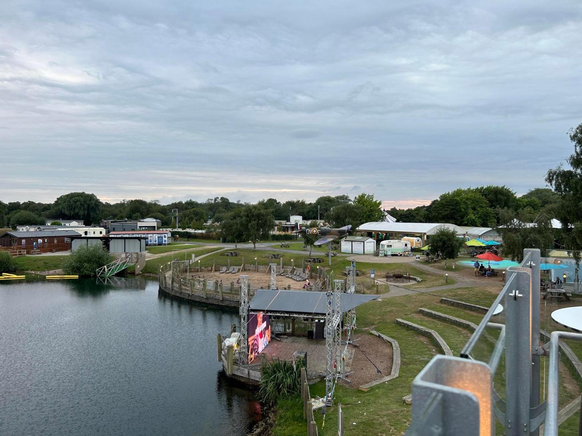 Hot Tub Retreat At Tattershall Lakes 외부 사진